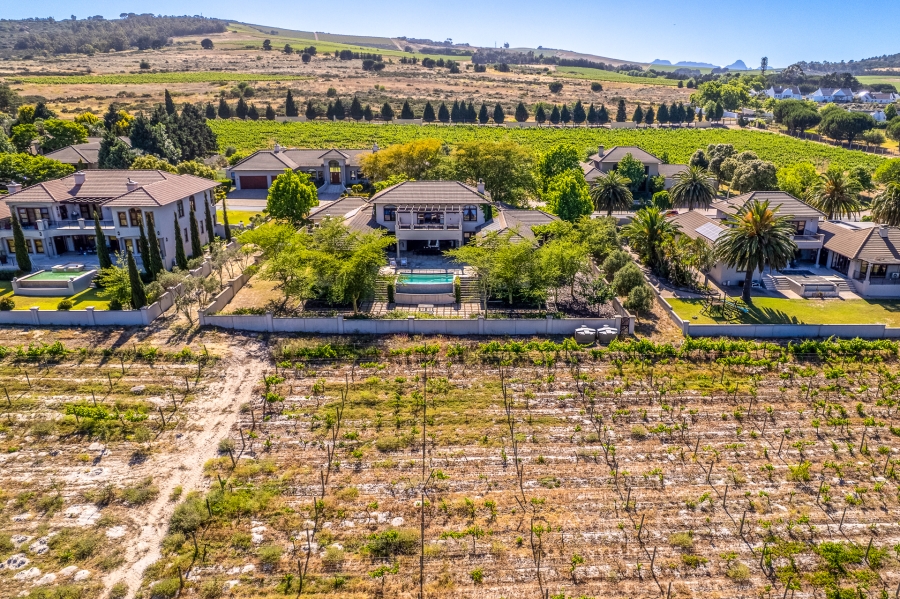 5 Bedroom Property for Sale in Klein Zevenwacht Western Cape